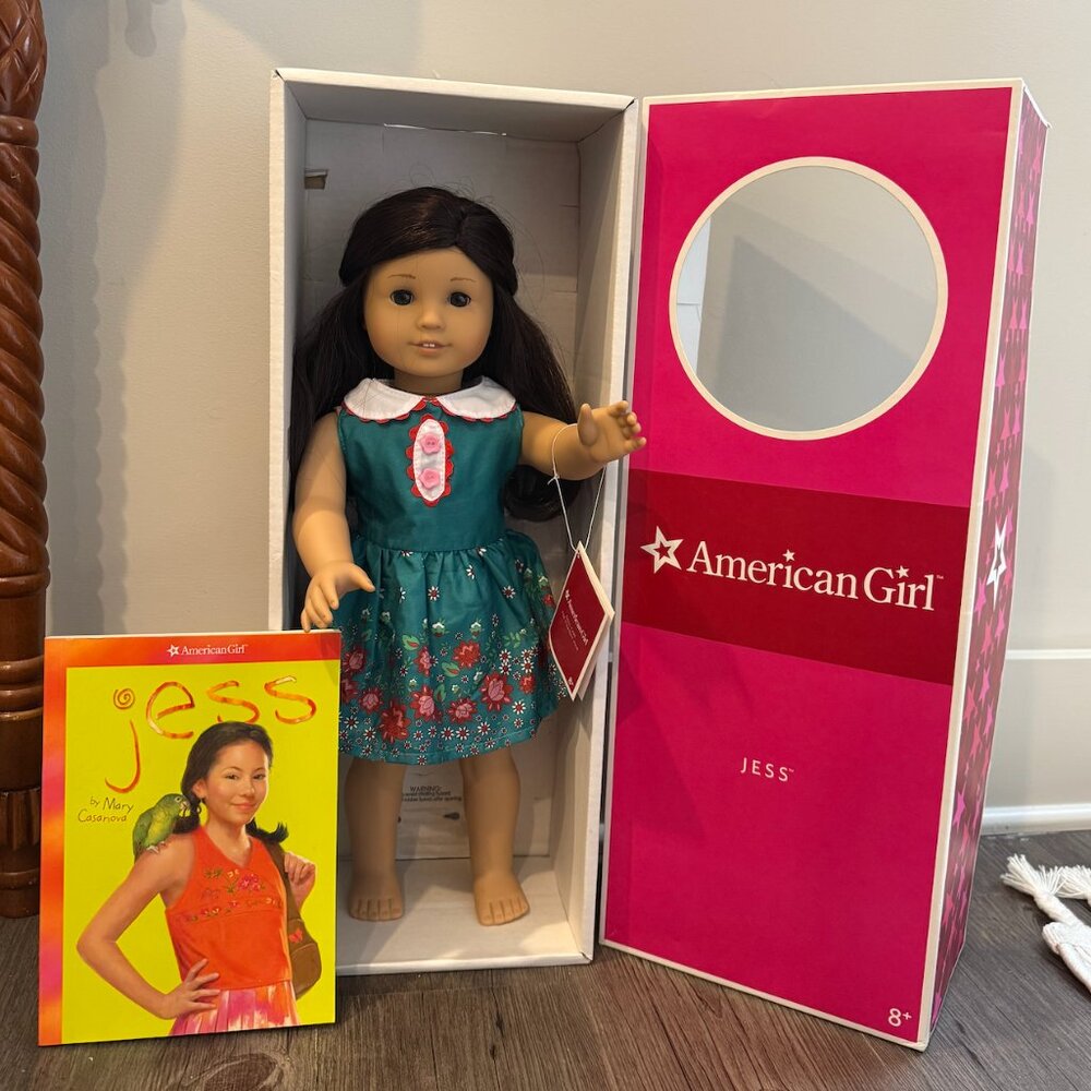 American Girl Doll Jess McConnell RETIRED | Girl Of Year 2006 with Box & Book